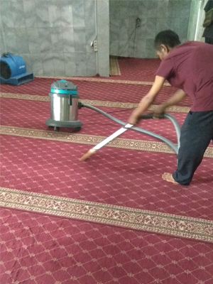 cuci karpet masjid surau